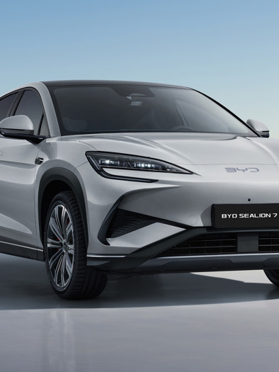 BYD SEALION 7 set skråt forfra