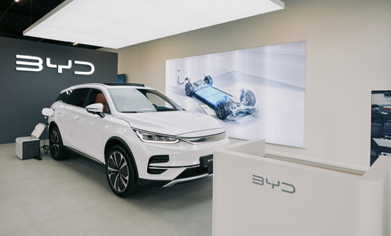 Oplev BYD bag rattet