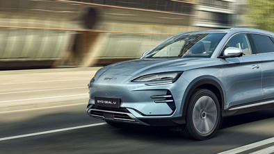 BYD SEAL U kører på vej