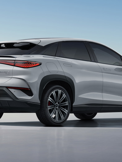 BYD SEALION 7 set skråt bagfra