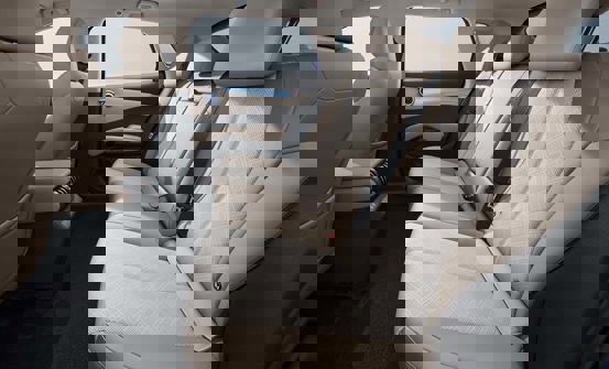 ISOFIX på forsæde og bagsæder: Fleksibilitet til små passagerer