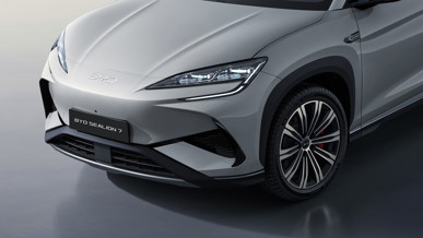 Sedan-inspireret SUV